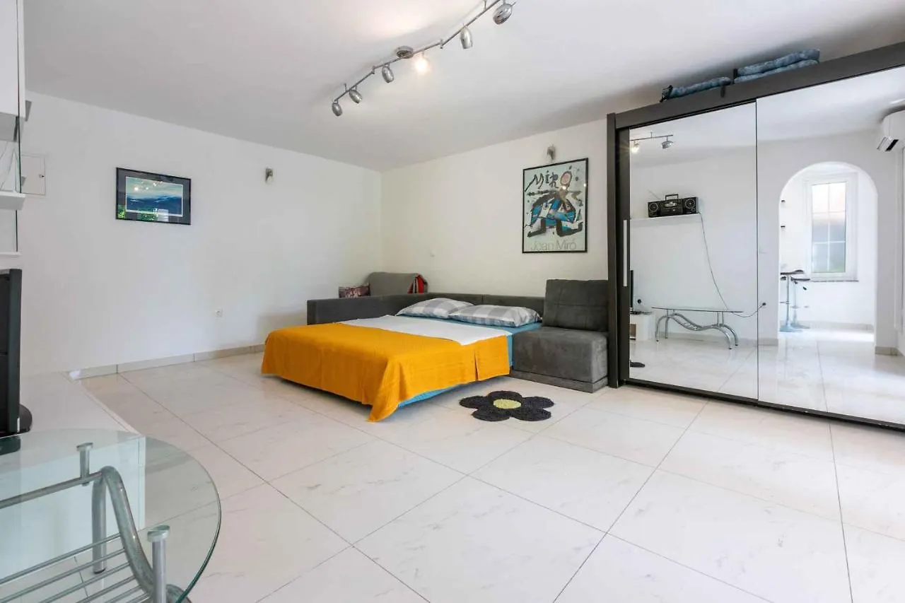 Crikvenica Apartment 24 Dramalj