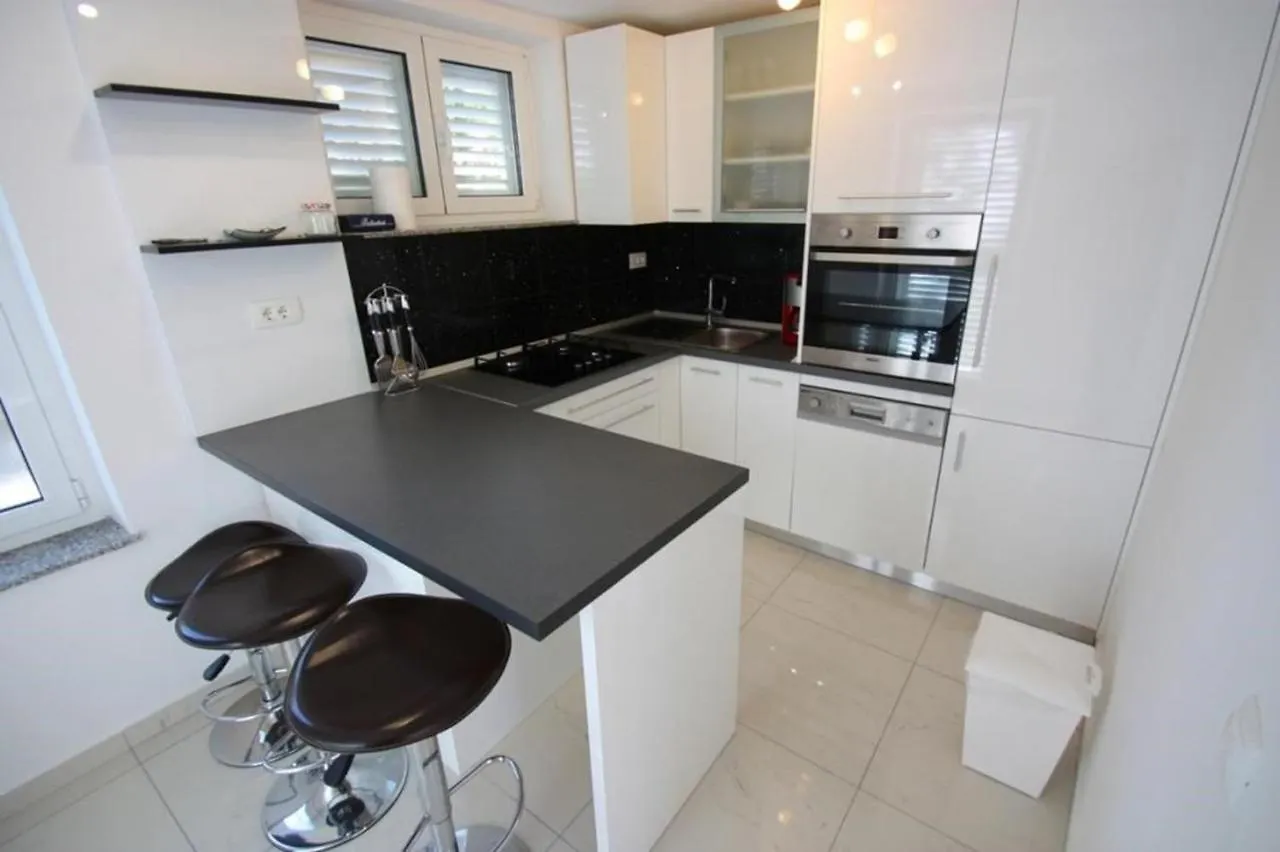 Crikvenica Apartment 24 Dramalj